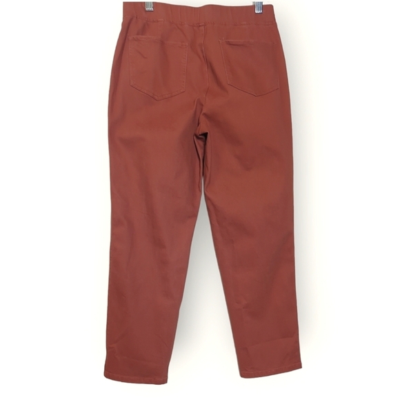 LOGO by Lori Goldstein Burnt Orange Twill Knit Stretch Pull On Crop Pant Size 4 - Picture 3 of 9